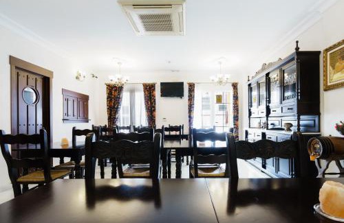 Trigueros House | Hostal Ciudad Trigueros