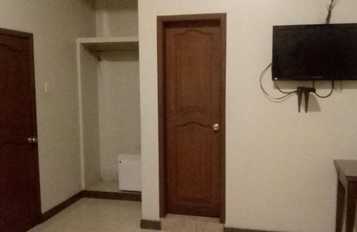 Guayaquil Hotel | Hostal Cristhian Inn