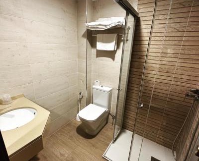 Castildelgado House | HOSTAL EL CHOCOLATERO