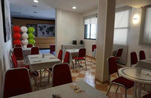 Cobena House | Hostal La Reserva