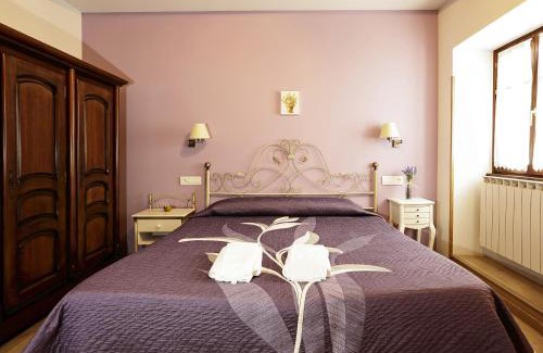 Ochagavia House | Hostal Orialde