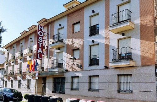 Torrejon de Ardoz House | Hostal Plaza Mayor