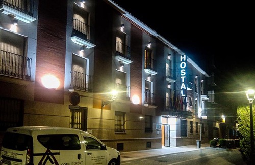 Torrejon de Ardoz House | Hostal Plaza Mayor