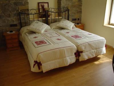 Yesa House | Hostal Restaurante Arangoiti