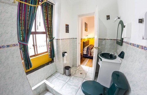 Otavalo Hostel | Hostal Riviera Sucre