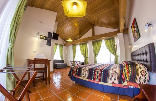 Otavalo Hostel | Hostal Riviera Sucre