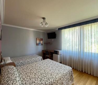 Burgos House | Hostal Santiago 2