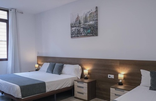 Sant Francesc Hostel | Hostal Tartessos