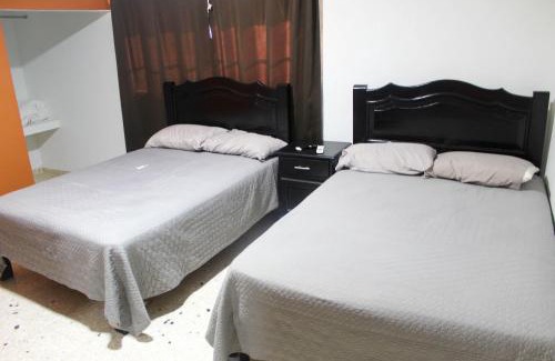 Aquismon House | Hostal tikhall