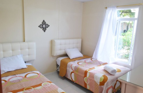 Pedernales Hotel | Hostería Casa Grande Pedernales
