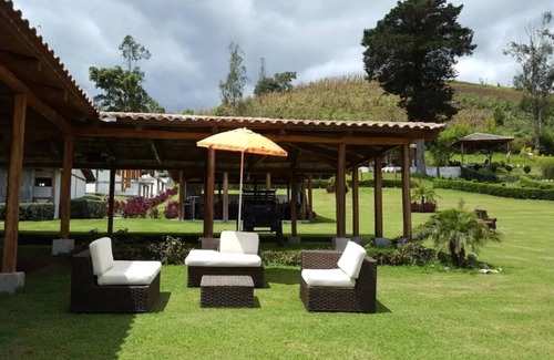 Las Tolas House | Hosteria Mi Standard Shelter "B"