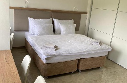 Noviny pod Ralskem House | Hostinec U Zlaté lípy