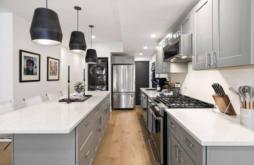 Central Northside Apartment | ★HostWise Stays★ No Stairs ★ Mexican War Streets ★ Family Friendly!