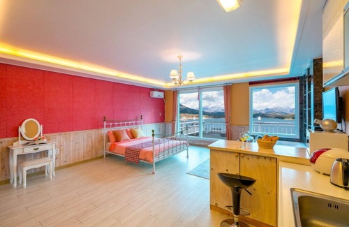 Jecheon Apartment | Hosu Ilchul Pension