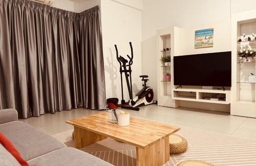 Sekinchan Apartment | Hot Picks SmartTV Netflix Seaview Homestay Sekinchan
