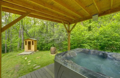 Canton House | Hot Tub, Fire Pit Waynesville Getaway Near Hiking