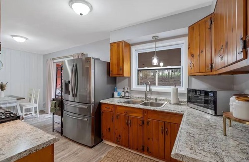 Syracuse House | Hot Tub, Game Room, Near SU, sleeps 10