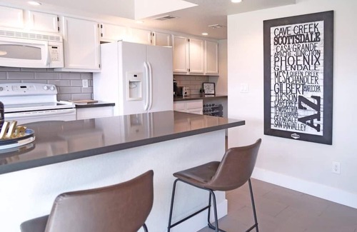 La Paz At Desert Springs House | HOT TUB HEATED POOL Close to Dining & Shopping