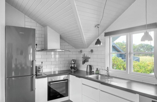 Lonstrup Cottage | Hot tub | Hygge | Nature Site | Renovated | 300 m from the beach | Near resort