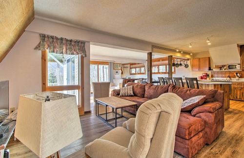 Birch Hill Condo | Hot Tub & Moan Mtn Views: North Conway Townhouse