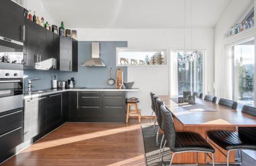Lofsdalen House | Hot tub | Sauna | Terrace | Pets allowed
