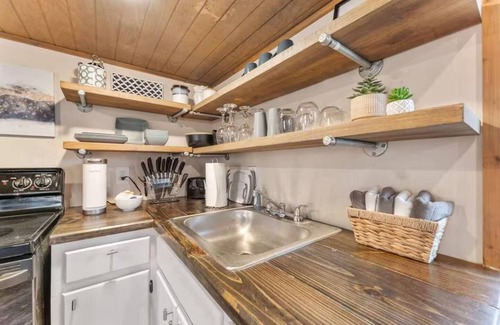 Jasper Cabin | Hot Tub Tower Private Bungalow Buffalo River