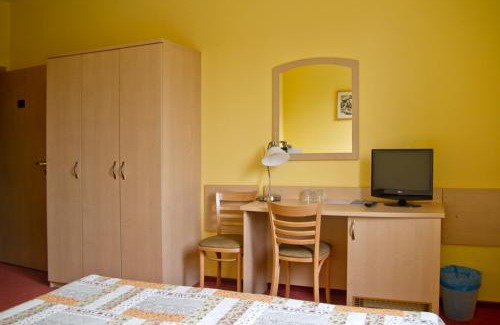Labedy Hotel | Hotel Łabędy