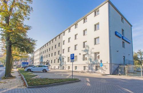 Labedy Hotel | Hotel Łabędy