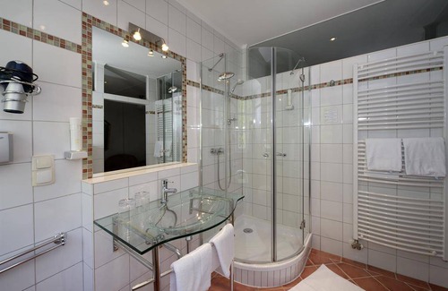 Halbturn Hotel | Hotel ∙ 1 bedroom ∙ 2 guests