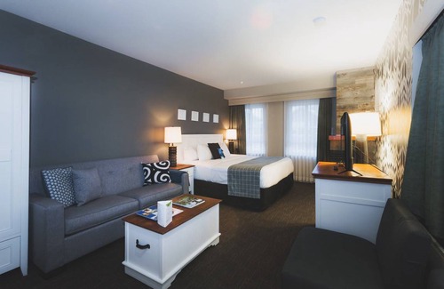 Village North Hotel | Hotel ∙ 1 bedroom ∙ 4 guests