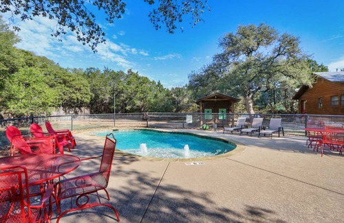 Wimberley Hotel | Hotel ∙ 1 bedroom ∙ 4 guests