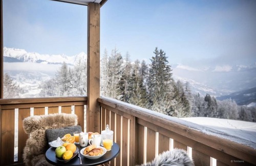 Montalbert Hotel | Hotel ∙ 6 guests