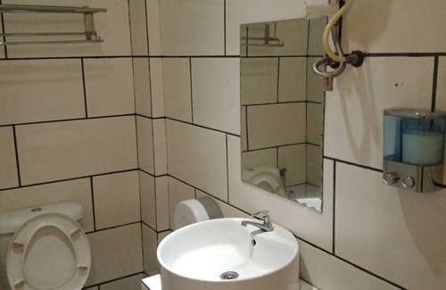 Bukit Beruntung Hotel | Hotel 77