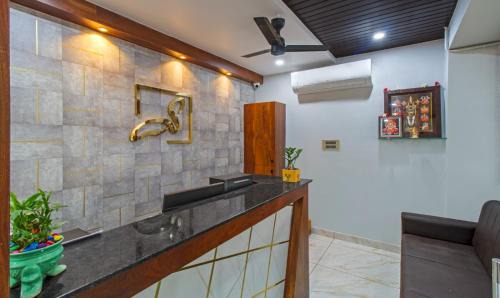 Guntur Hotel | Hotel Abhi Suites