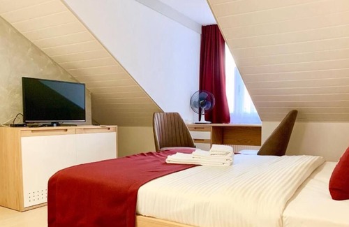 Romanel-sur-Lausanne Hotel | Hotel Adore
