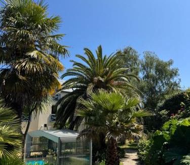 Treguier Hotel | Hotel Aigue Marine