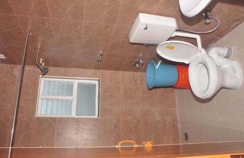 Thirukadaiyur Hotel | Hotel Aishwariyam
