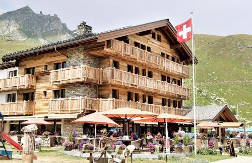 Fiesch House | Hotel Alpina