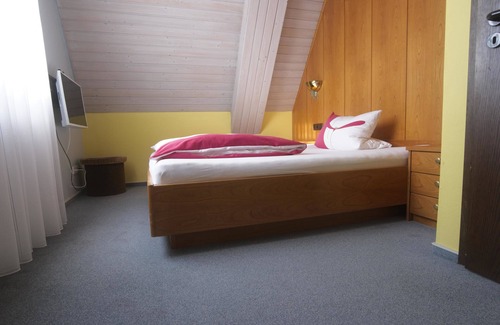 Neckarwestheim Hotel | Hotel Am Markt