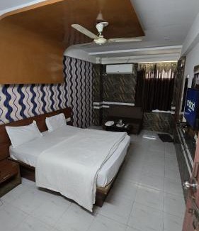 Ahmedabad Hotel | Hotel Anand Place