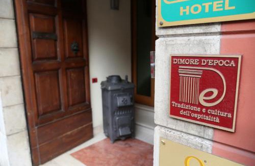 Old Town Hotel | Hotel Antica Dimora, MantegnaHotels
