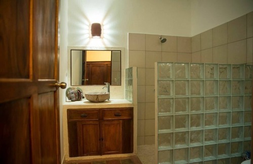 Granada Hotel | Hotel Antigua Estación Granada