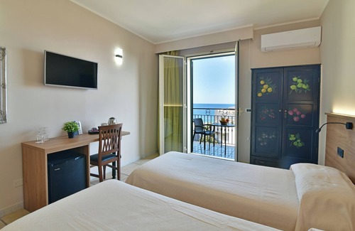 Recanati Hotel | Hotel&Apartments Villa Linda