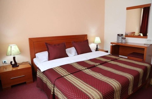 Pristina Hotel | Hotel Apollonia