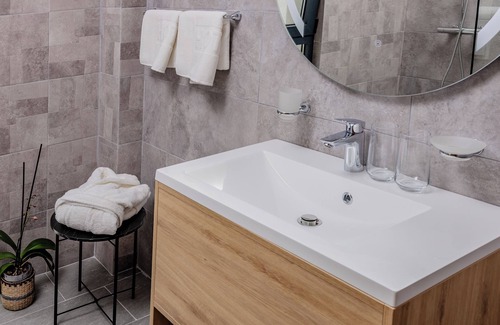 Kaluđerac Bed & Breakfast | Hotel Aquilo