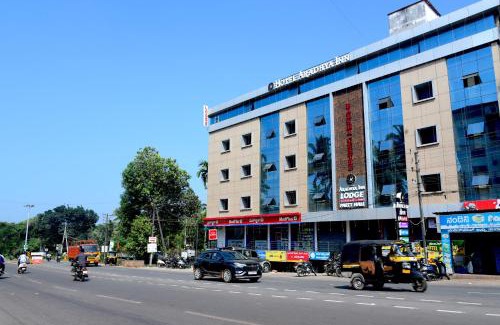 Adyar Hotel | Hotel Aradhya Inn Deralakatte