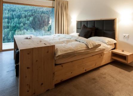 Engadin Scoul Hotel | Hotel Arnica Scuol - Adults Only