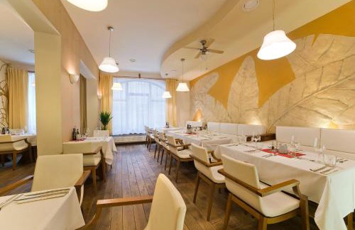 Pisek Hotel | Hotel Art