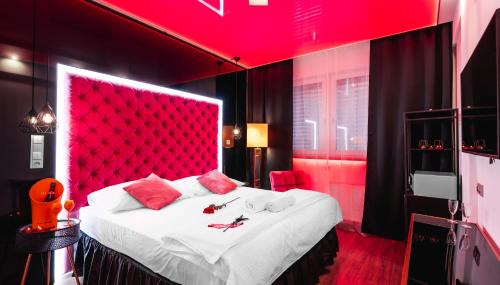 Cakovice Hotel | Hotel Aura Design & Garden Pool