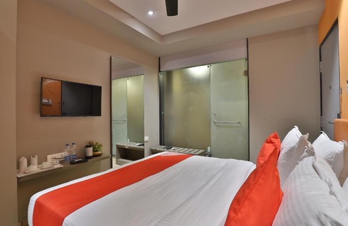Surat Hotel | Hotel Avalon